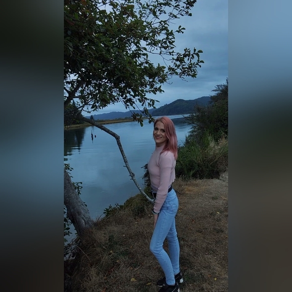 Meet your Posher, Cadence - Picture 13 of 16